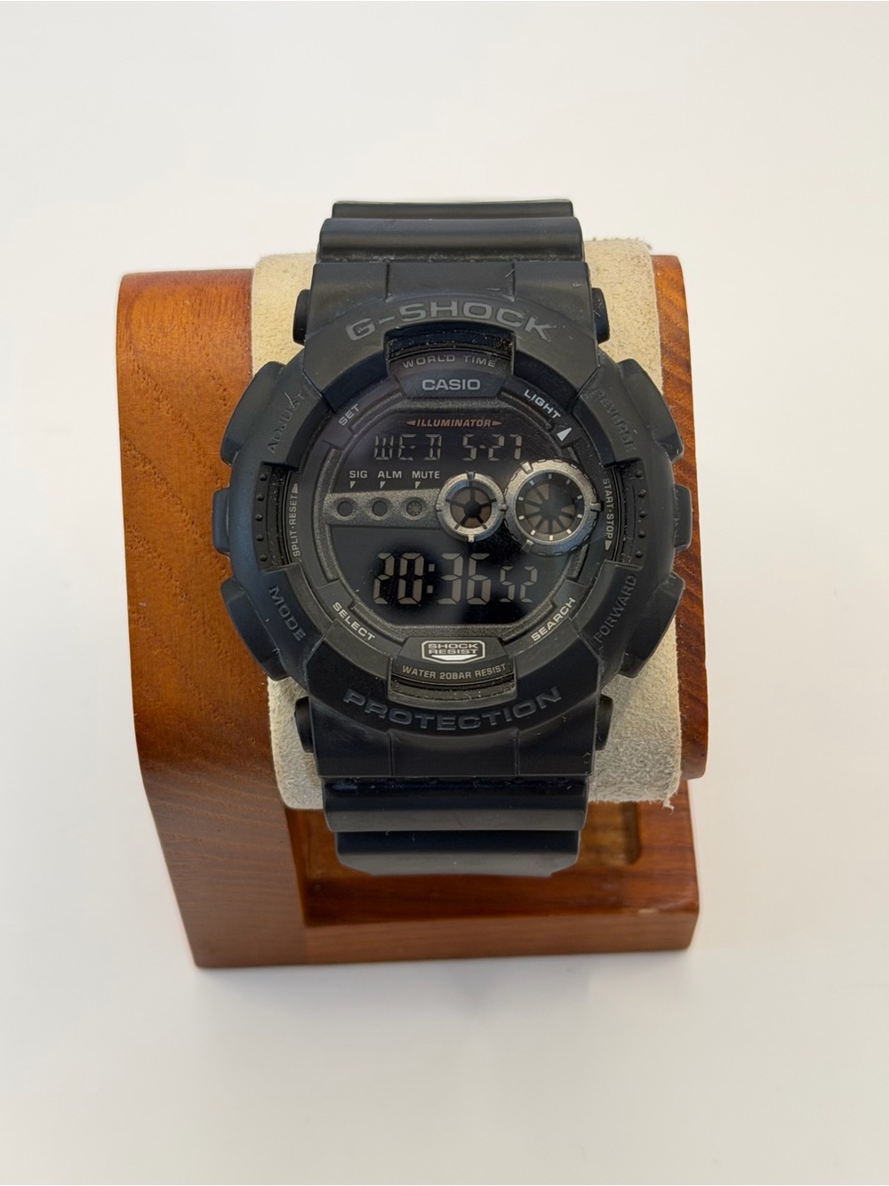 Casio‎ G-Shock GD100-1B black resin digital watch, very good